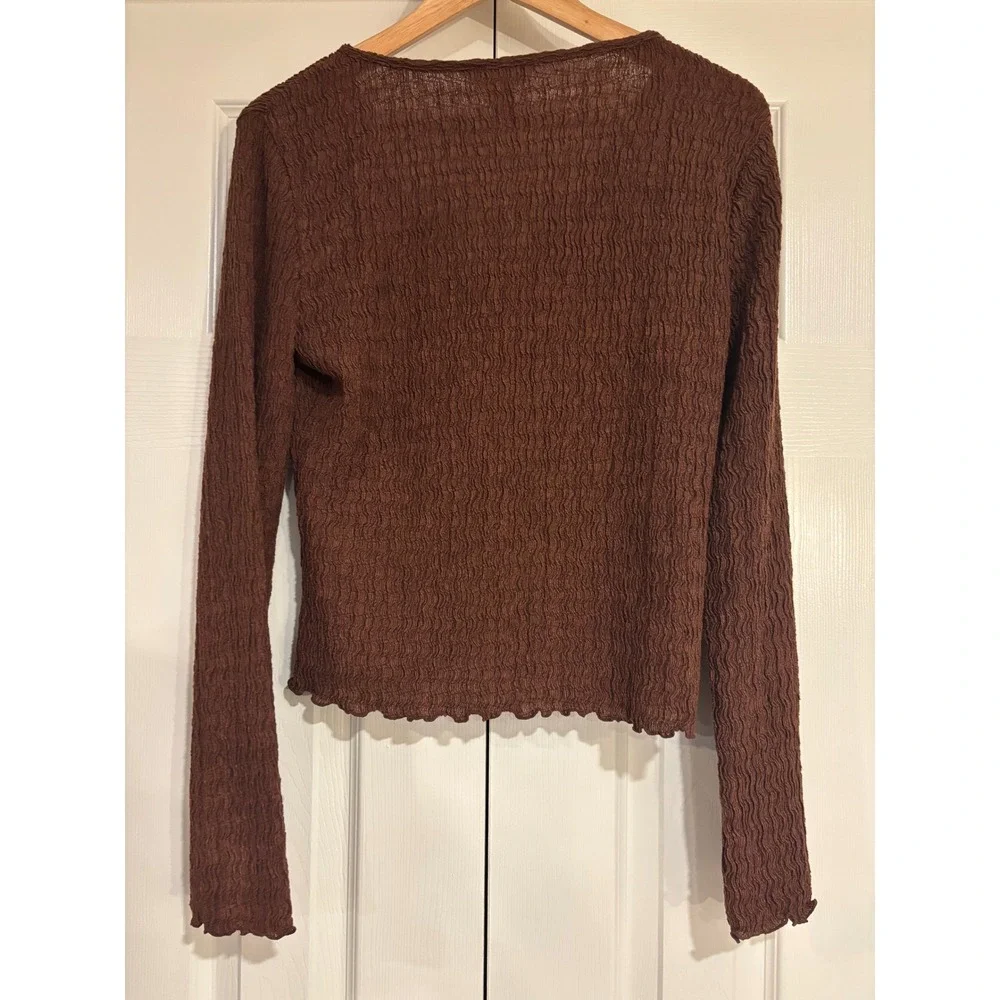 H&M Textured Jersey Top Brown V-Neck Gold Button Front Long Sleeves Women's L